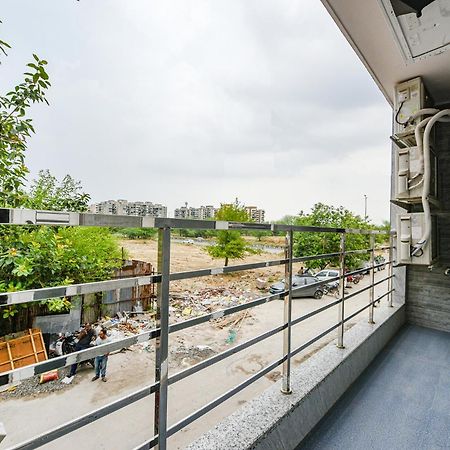 Fabhotel Sparkling - Nr Yashobhoomi Convention Centre Delhi Kültér fotó