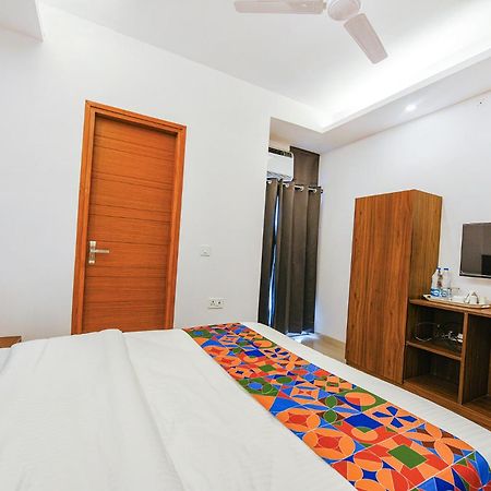 Fabhotel Sparkling - Nr Yashobhoomi Convention Centre Delhi Kültér fotó