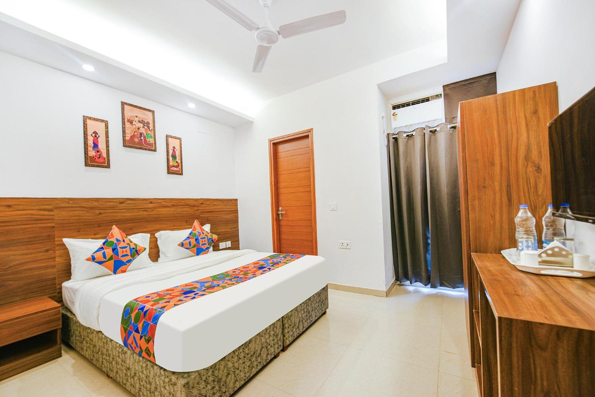 Fabhotel Sparkling - Nr Yashobhoomi Convention Centre Delhi Kültér fotó