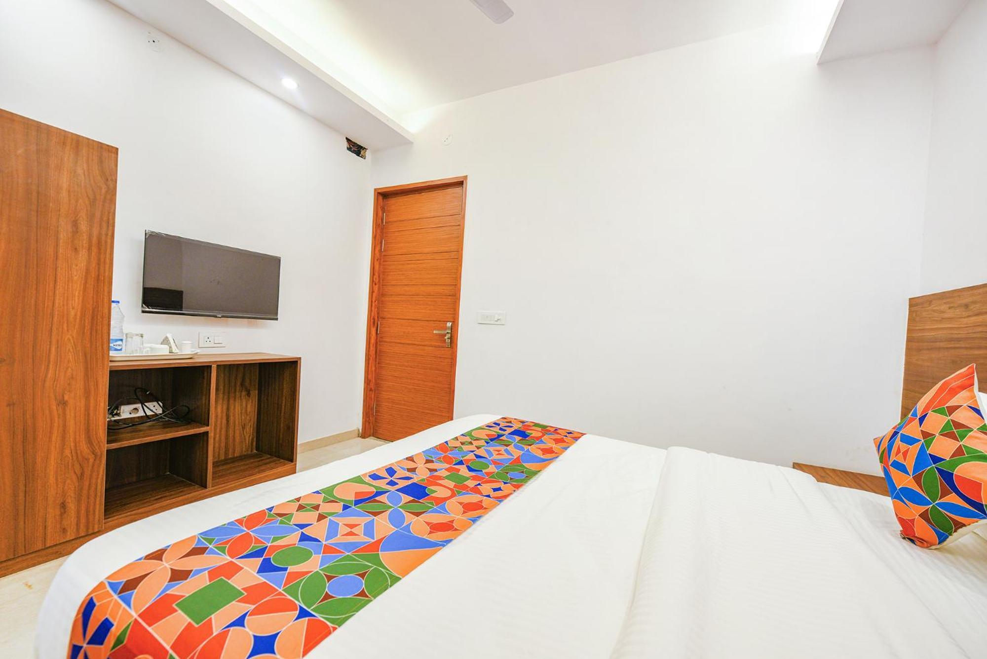 Fabhotel Sparkling - Nr Yashobhoomi Convention Centre Delhi Kültér fotó