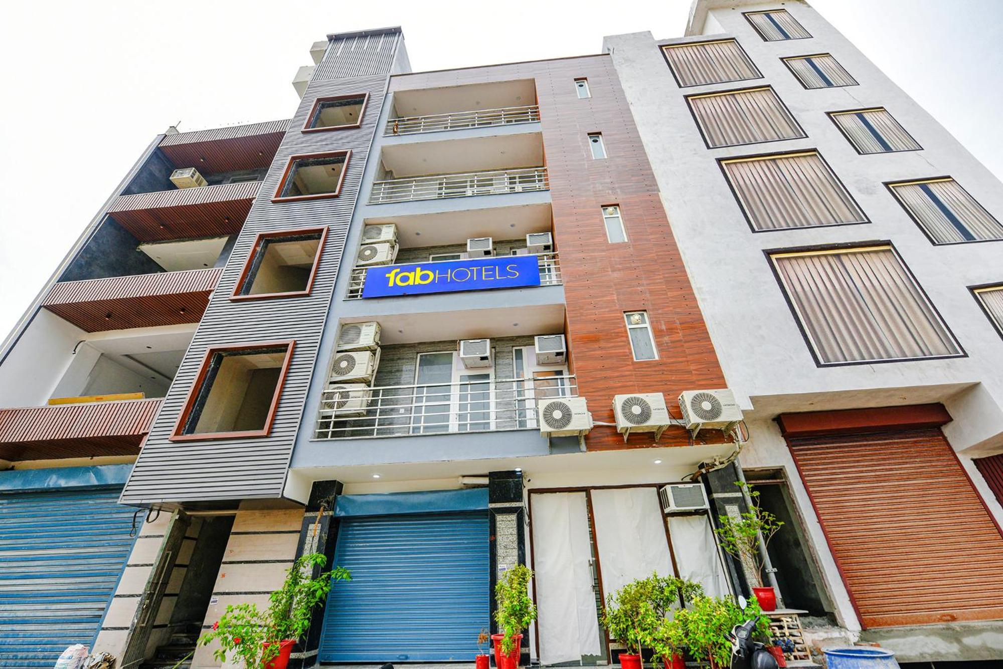 Fabhotel Sparkling - Nr Yashobhoomi Convention Centre Delhi Kültér fotó